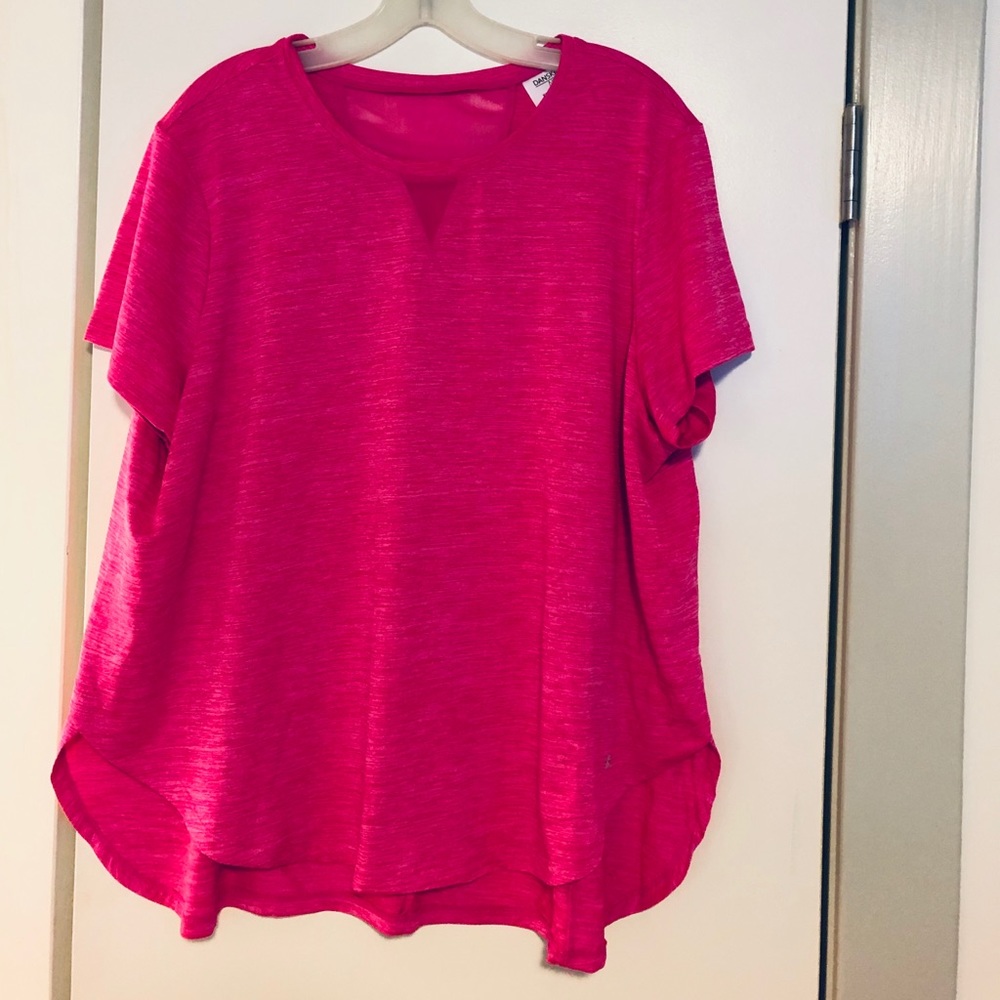 Hot pink workout top!